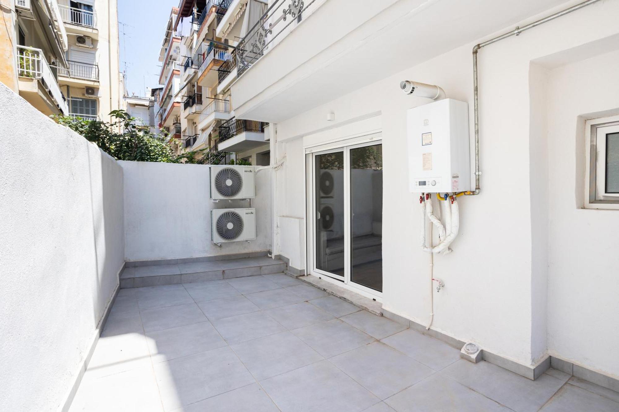 Harmonia Minimal Apartments 塞萨洛尼基 外观 照片